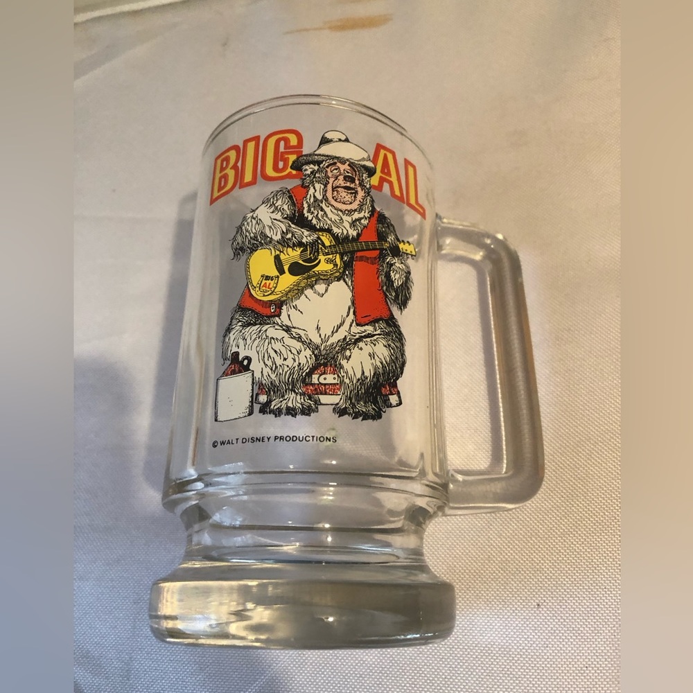 Vintage Disney’s “Big Al” from the Country Bear Jamb. Mug 644 $30 or $25 w/offer